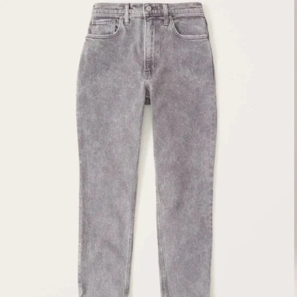 Abercrombie & Fitch Denim - Abercrombie & Fitch The Mom High Rise Jean